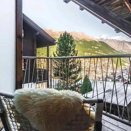 Julen Loftus Chic Mountain Sanctuary With Panoramic Views 아파트 체르마트